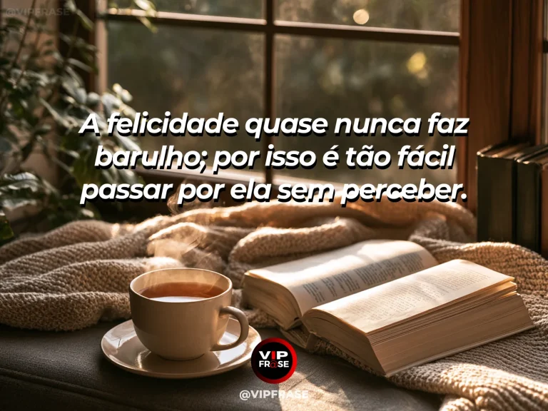 Frase reflexiva sobre felicidade, com pequenos momentos cotidianos iluminados.