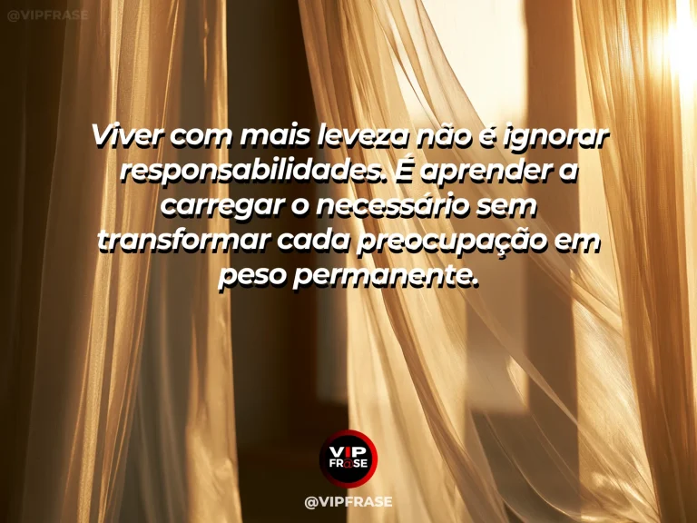 Mensagem de reflexão sobre paz e sabedoria, com tecido leve ao vento em terraço ensolarado com plantas e céu azul, transmitindo movimento, liberdade e equilíbrio.
