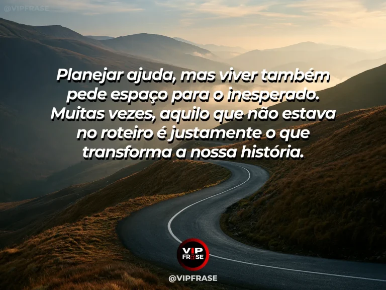 Mensagem de reflexão sobre vida e sabedoria, com estrada sinuosa entre campos verdes e flores sob céu vibrante, com sensação de aventura serena e possibilidades.