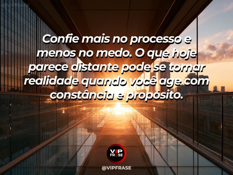 Mensagem motivacional sobre confiança e sucesso com construção iluminada pelo amanhecer