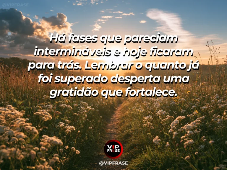 Mensagem de gratidão com cena de topo de subida com caminho difícil ficando para trás e céu aberto à frente