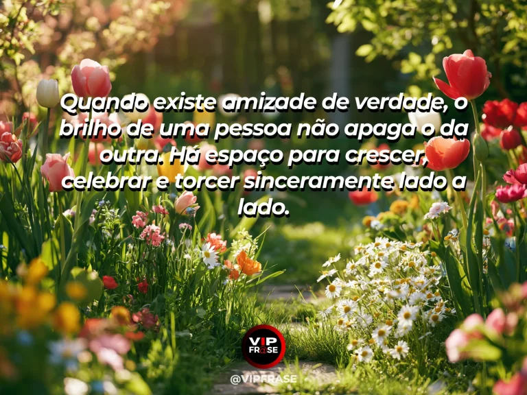 Mensagem sobre amizade em cena de two friends standing side by side at a rooftop viewpoint after reaching a goal.