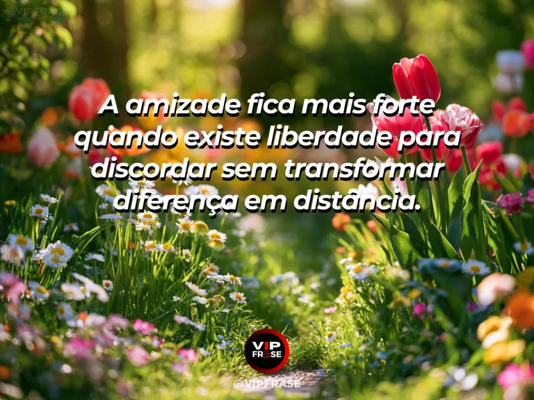 Amigos conversando com respeito apesar de opiniões diferentes, simbolizando amizade madura.