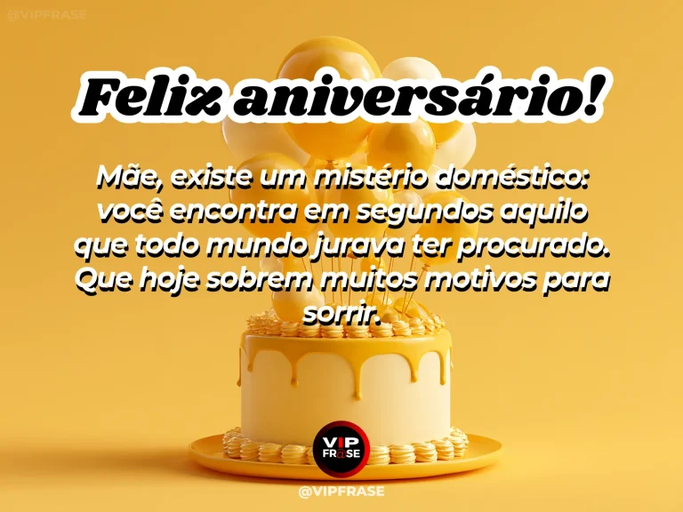 Chaves encontradas ao lado de flores e bolo de aniversário