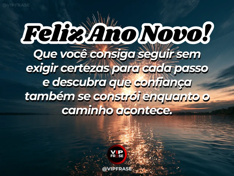 Mensagem de Ano Novo sobre confianca, com caminho entrando em névoa clara com luz surgindo adiante, atmosfera tranquila de confiança no desconhecido.