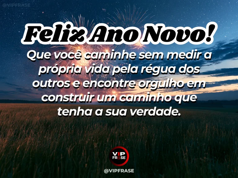 Mensagem de Ano Novo sobre autoestima, com uma trilha única em campo aberto, flores silvestres diferentes entre si e luz suave destacando um caminho próprio.
