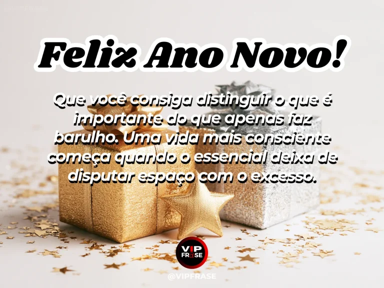 Mensagem de Ano Novo sobre o essencial, em ambiente minimalista com luz natural.