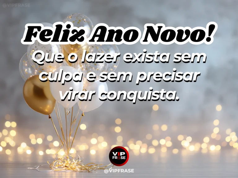 Frase de Ano Novo sobre lazer sem culpa, com poltrona em ambiente sereno.