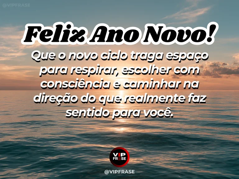 Mensagem de Ano Novo sobre propósito, com caminho iluminado pelo amanhecer.