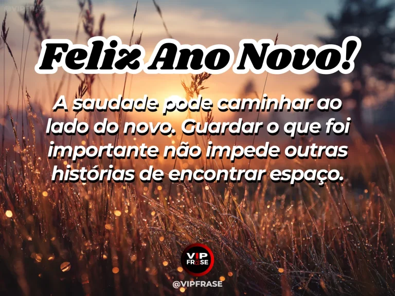 Frase de Ano Novo sobre saudade, recomeco, em cena serena com caminho com folhas secas e brotos novos, equilibrando memória e renovação.