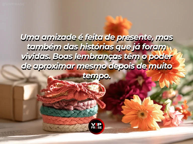 Mensagem sobre amizade em cena de friends looking through printed photos at a wooden table.