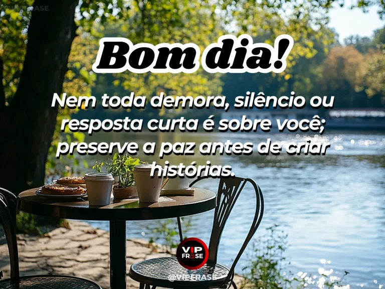 Frase de bom dia sobre paz, com mesa tranquila de café e celular afastado.