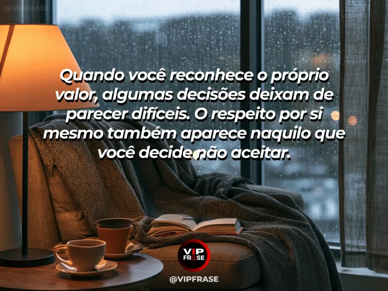 Mensagem de reflexão sobre autoestima e sabedoria, com pessoa cuidando de plantas e flores em casa luminosa, em clima de autocuidado ativo e cheio de vida.