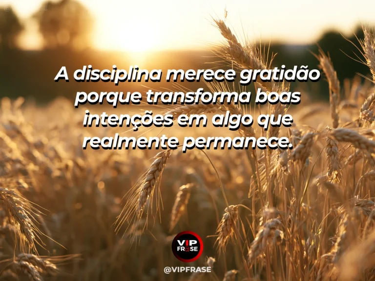 Frase de gratidão com mesa de trabalho simples, agenda e constância visual
