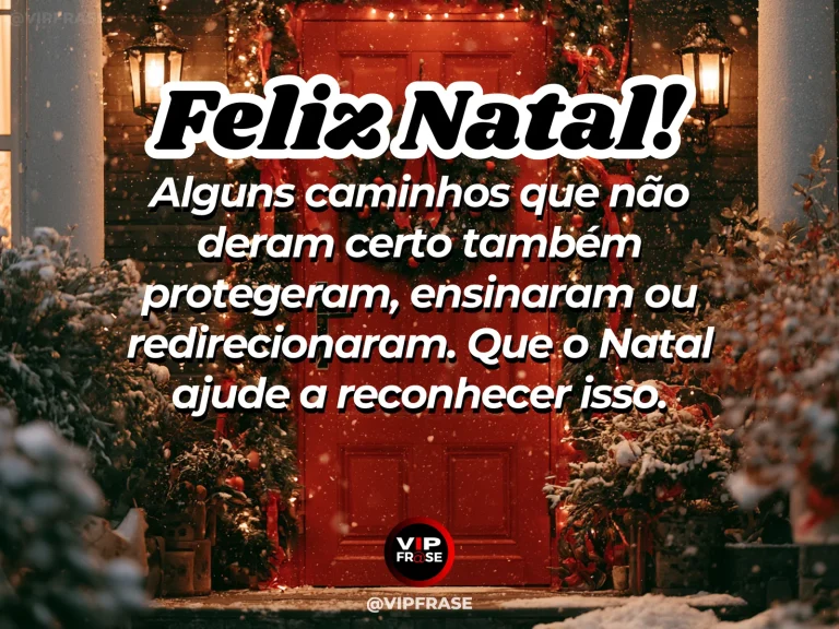 Porta elegante fechada com guirlanda e luz suave ao lado de corredor que segue para outra direção