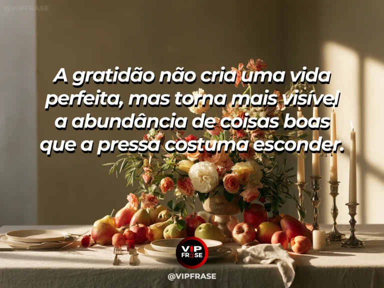 Mensagem de gratidão sobre percepção da abundância, com cesta com frutas