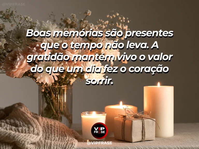 Mensagem de gratidão sobre boas memórias e alegria, com álbum de fotografias aberto com luz quente e flores delicadas ao redor