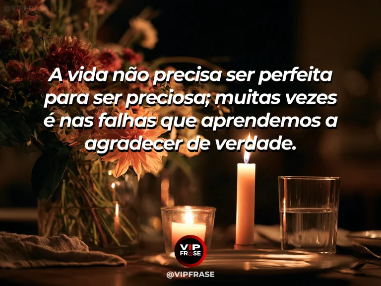 Frase de gratidão em cenário de peça de cerâmica reparada com delicadeza, destacando beleza e valor apesar das marcas.