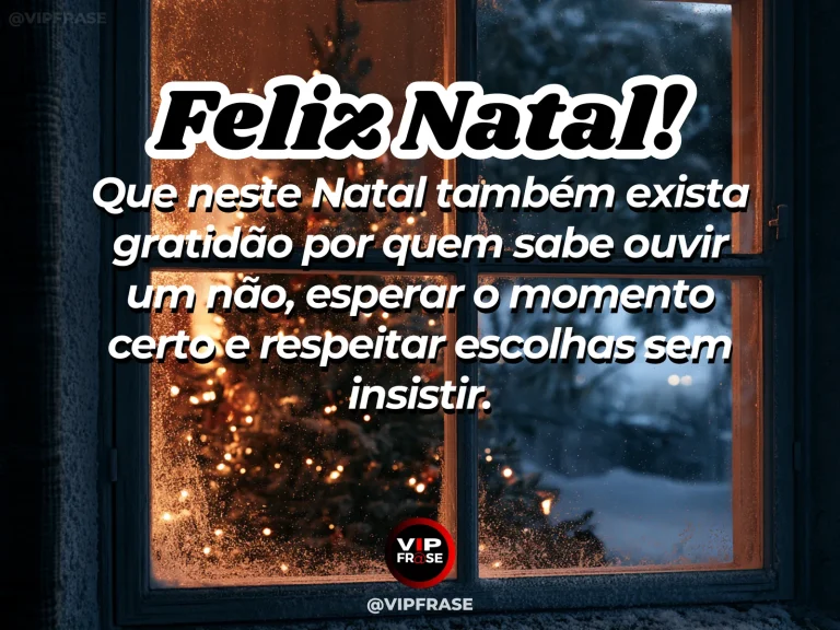 Frase de Natal sobre gratidão por quem respeita limites, com presente deixado diante de uma porta entreaberta.