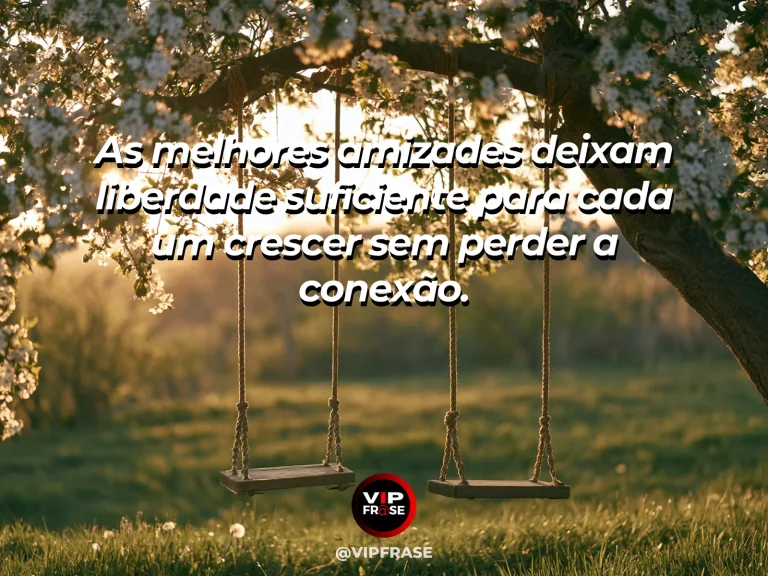 Frase sobre amizade com duas árvores crescendo próximas com copas abertas para o céu.