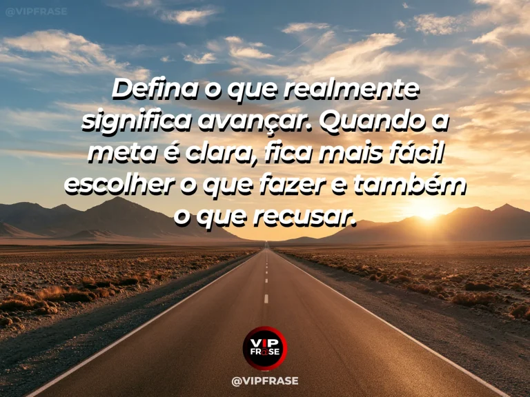 Mensagem motivacional sobre sucesso e sabedoria, com um caminho com bifurcações vistas de cima, em composição limpa e objetiva.