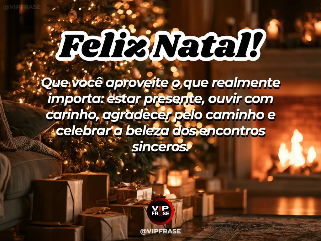 Mensagem de Natal sobre gratidao, com mesa natalina simples e elegante preparada para um encontro íntimo, luz quente e detalhes naturais.