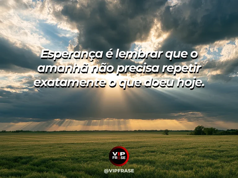 Frase reflexiva sobre esperança com campo verde com luz surgindo após a chuva.