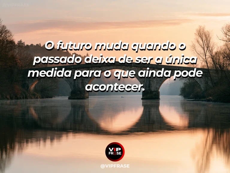 Frase reflexiva sobre futuro e recomeço, com estrada seguindo para o amanhecer.