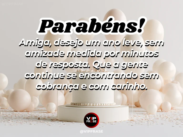 Mensagem de aniversário para amiga sobre amizade leve, com duas amigas caminhando tranquilamente