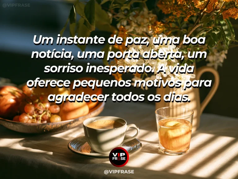 Mensagem de gratidão sobre gratidão pelas pequenas coisas, em pequenos detalhes cotidianos iluminados por luz quente