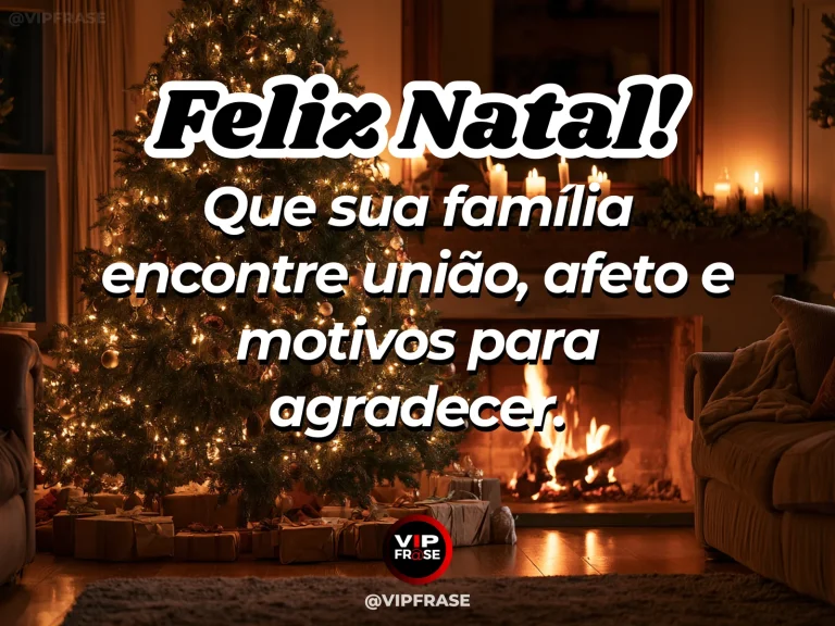 Mensagem de Natal sobre familia, com sala preparada para reunião familiar com árvore iluminada, sofá amplo e mesa festiva.