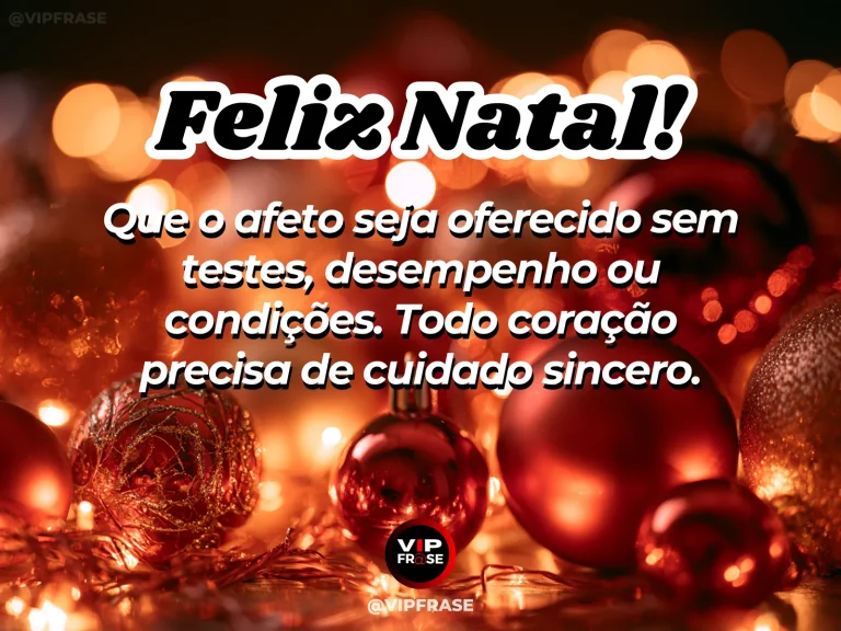 Mensagem de Natal sobre amor e autoestima, com coração discreto formado por luzes natalinas junto a presentes simples, transmitindo afeto incondicional e acolhimento.