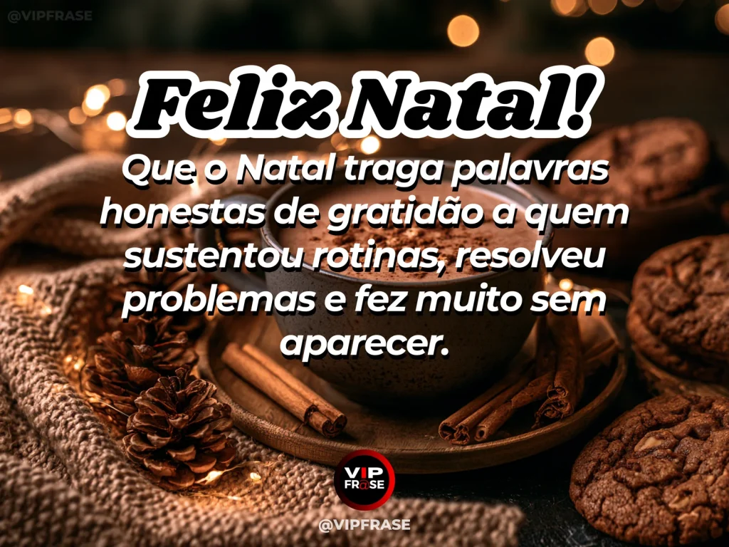 Frase de Natal sobre gratidão no trabalho, com mesa de trabalho encerrada e pequenos detalhes natalinos.