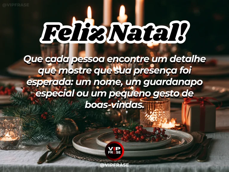 Arte de Natal sobre carinho, com lugar à mesa com tag de nome, guardanapo dobrado e detalhes natalinos delicados.