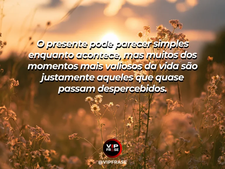 Mensagem de gratidão sobre gratidão pelo agora, em fim de tarde sereno com luz dourada sobre paisagem natural