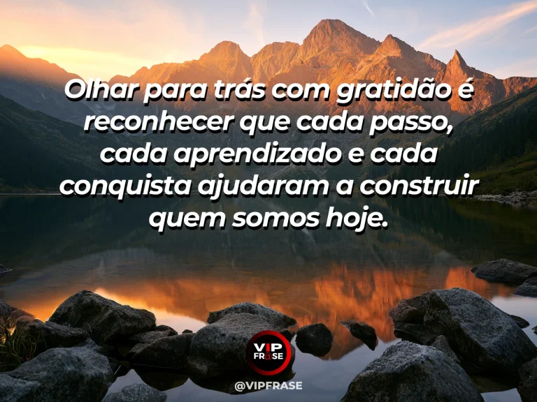 Mensagem de gratidão com cena de trilha em montanha vista de um ponto elevado, mostrando o percurso vencido sob luz dourada