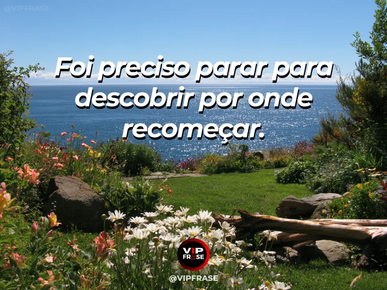 Mensagem sobre pausa para recomeçar em mirante com caminhos verdes.