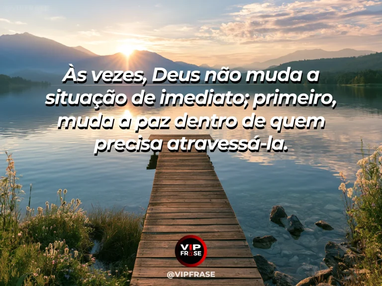 Frase sobre Deus com lago cristalino cercado por montanhas, com reflexos dourados e água perfeitamente calma.