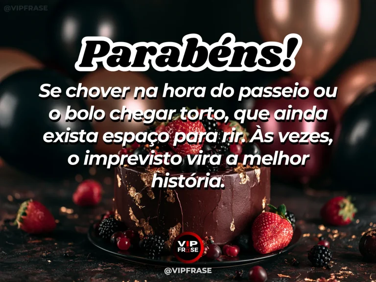 Mensagem de aniversário para alguém especial sobre um dia bonito até nos imprevistos, com mesa de bolo charmosa em varanda após chuva com raios de sol.