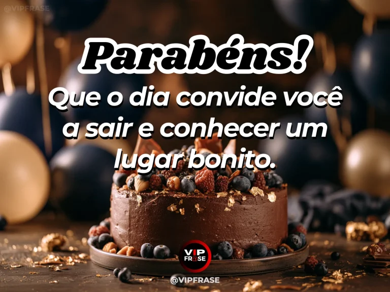 Mensagem de aniversário para alguém especial sobre um passeio para celebrar, com estrada florida junto a colinas verdes em manhã ensolarada.