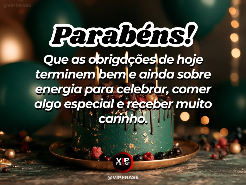 Mensagem de aniversário para WhatsApp sobre comemoração após o trabalho, com golden hour birthday dinner table after work.