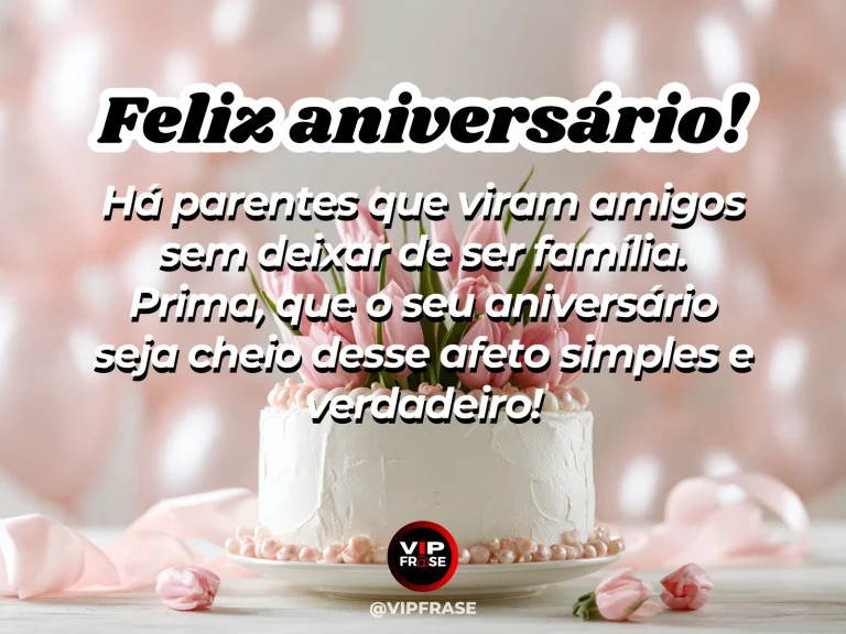 Mensagem de aniversário para prima sobre amizade, em buquês sobre mesa de piquenique.