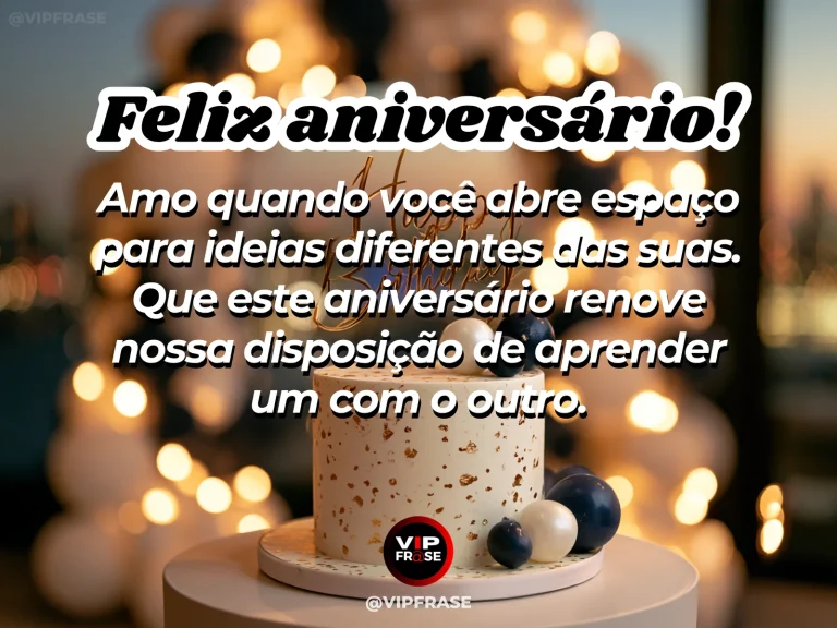 Mensagem de aniversário para marido sobre sabedoria e amor, com decoração acolhedora.
