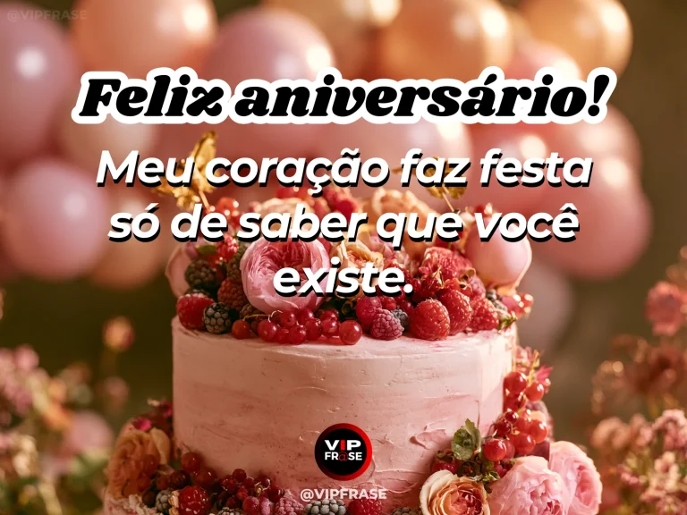 Mensagem de aniversário para neta sobre amor, em jardim com rosas em tons coral.