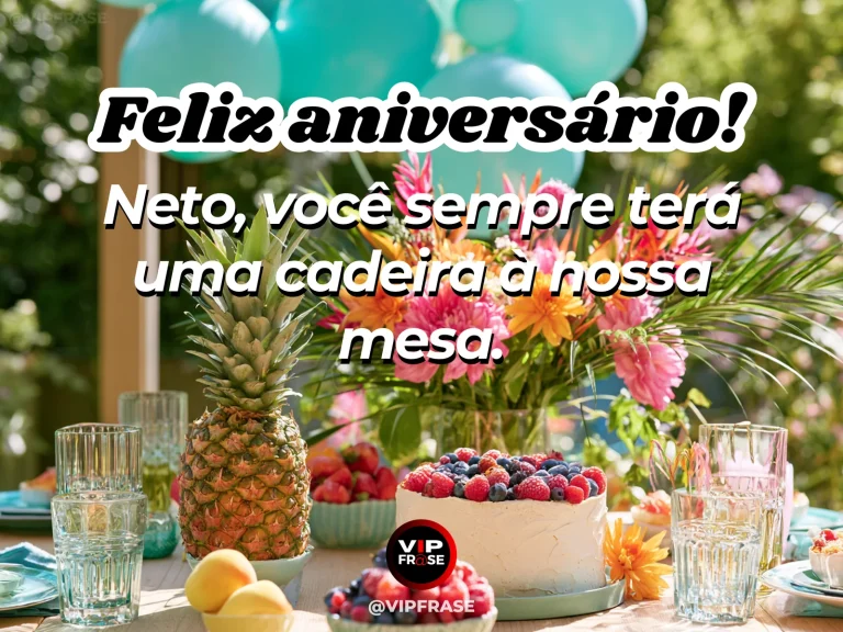 Mensagem de aniversário para neto sobre familia, em cenário festivo com cores vivas e detalhes de celebração.
