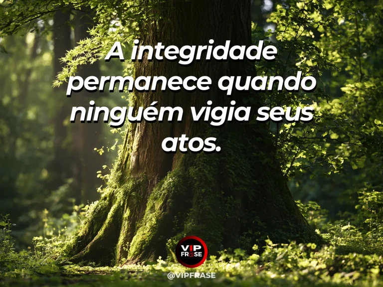 Mensagem de força sobre caráter nas escolhas ocultas, com carvalho de raízes expostas sobre solo de pedras antigas.