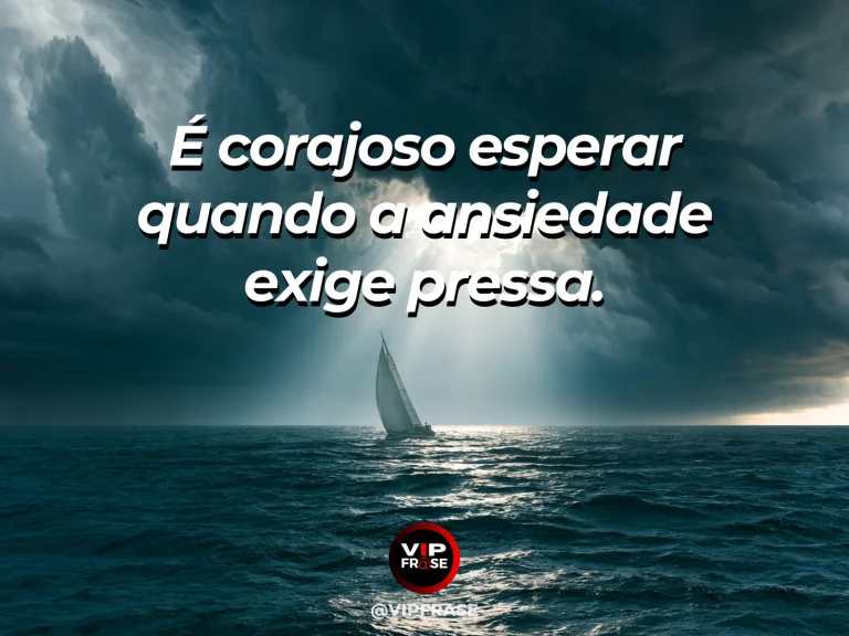 Mensagem de coragem para esperar, com veleiro ancorado diante de montanhas iluminadas.