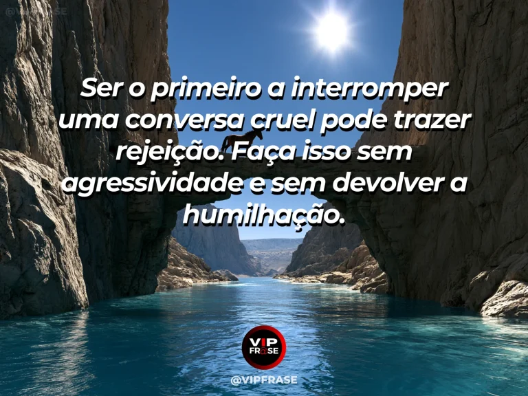Frase sobre coragem e interromper uma conversa cruel, com cena de a peaceful white stallion separates two turbulent groups of horses in a lush mountain meadow.