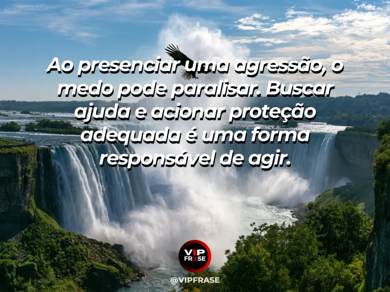 Mensagem sobre coragem para proteger diante de agressões, com socorristas vistos de longe acionam resgate em praia.