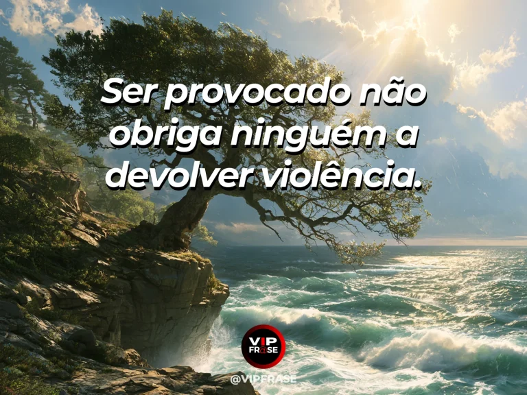 Mensagem sobre coragem para controlar reação, com cavalo branco permanece sereno à beira do mar agitado.
